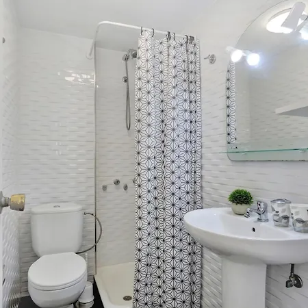 Sea Breeze, Near The Sea, Pool, Parking, Tennis *